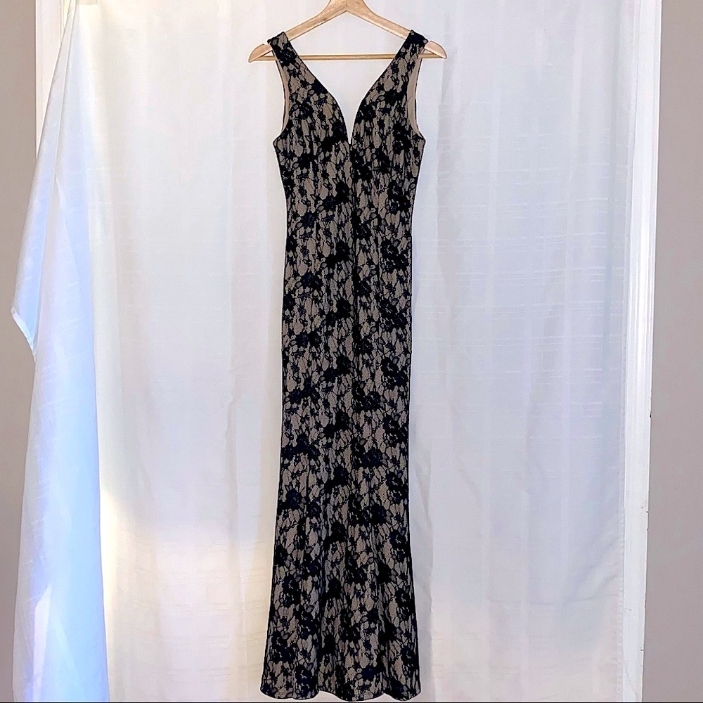 BaileyBlue Prom Dress